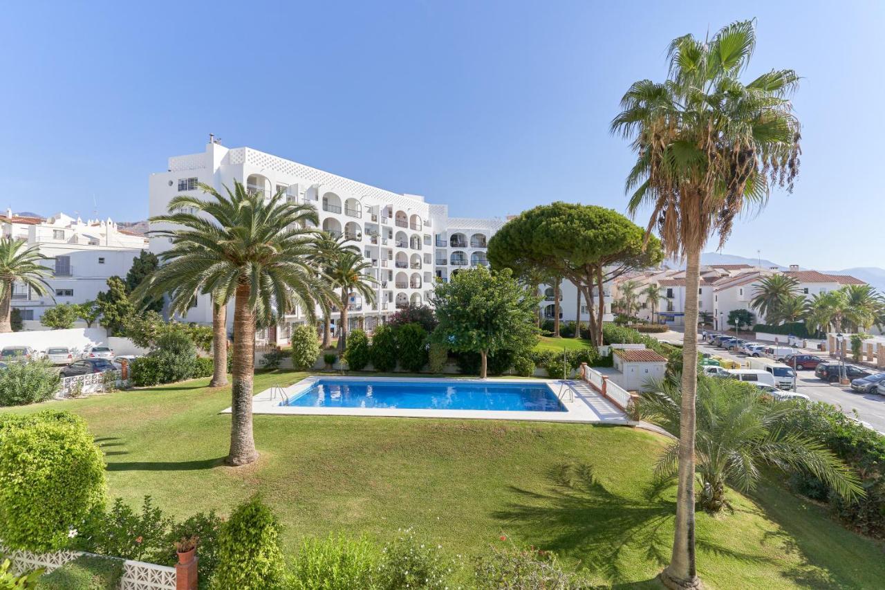 Апартаменти Carabeo 23- Acceso A La Playa Нерха Екстер'єр фото